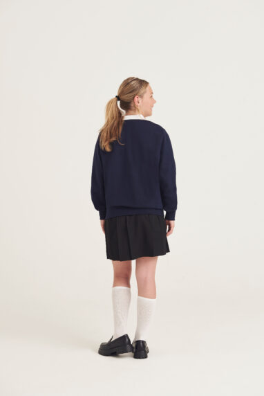 ACADEMY V-NECK SWEATSHIRT image 2